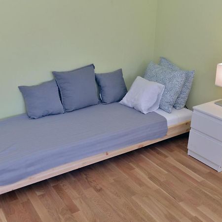 Affordable And Newly Renovated 1-Bedroom Apartment Kraljevo Bagian luar foto